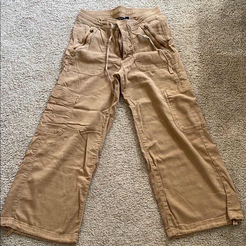 American Eagle Outfitters Khaki Cargo Pants